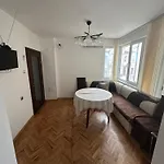 Lägenhet за гости моника *
