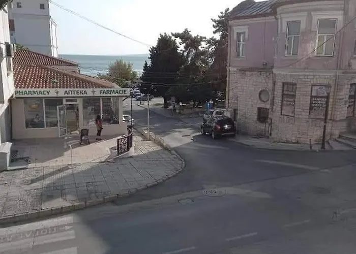 за гости моника Appartement Balchik